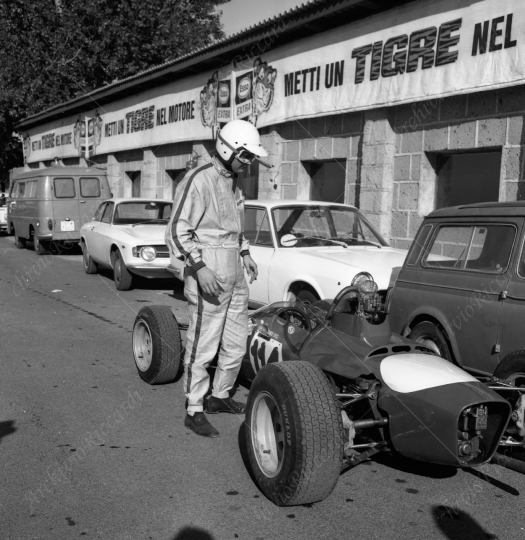 Gara automobilistica a Vallelunga 1973 (104)