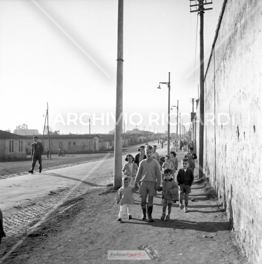 baracche borgata gordiani 1957-130archivioriccardi