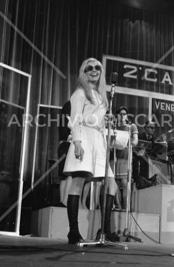 Cantaeuropa - 1967 - Patty Pravo - 078