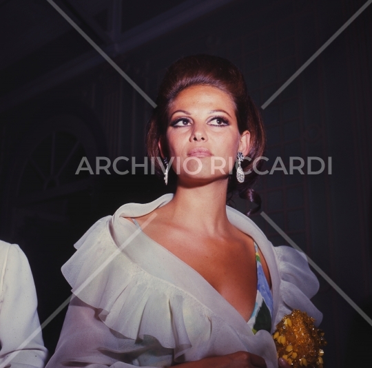 Claudia Cardinale - 015