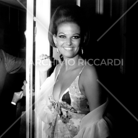 Claudia Cardinale - 022