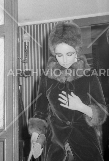Elizabeth Taylor - 099