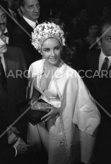 Elizabeth Taylor - 101 2
