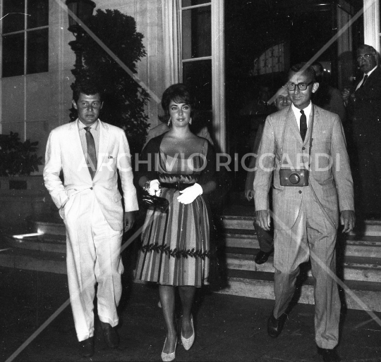 Elizabeth Taylor - 1960  - con Eddie Fisher allo Stadio Olimpico - 037