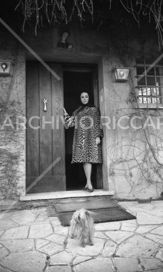 Elizabeth Taylor - 1962 - 060