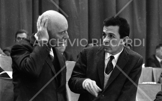 Enrico Berlinguer - 1969 - Congresso PCI - 029