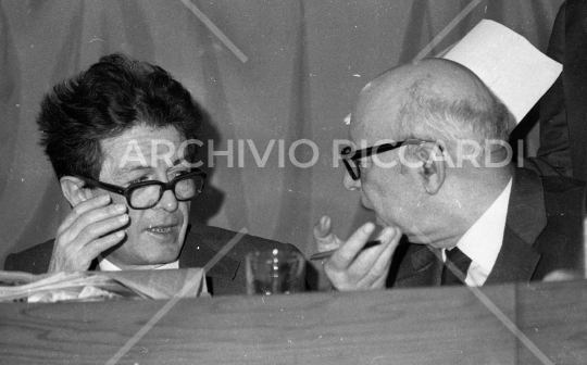 Enrico Berlinguer - 1975 - XIV Congresso PCI - 048