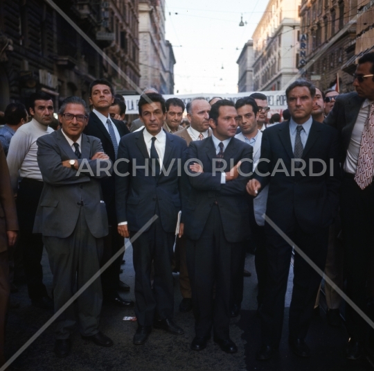 Enrico Berlinguer -1971 - manifestazione a Roma - 040