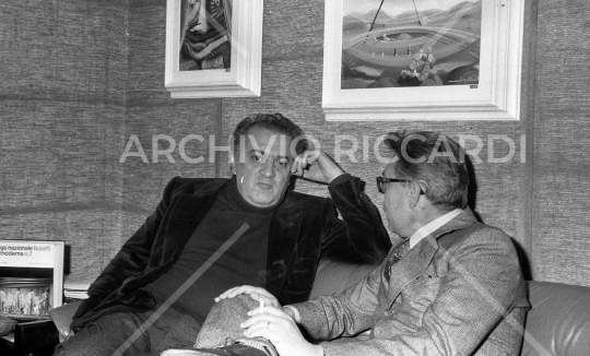 Federico Fellini con Forlani - Mostra Antonelli 1972-267