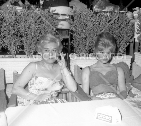 Giulietta Masina al Premio Torre Eiffel al Brigadoon 1960 - 136