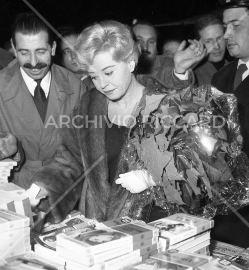 Giulietta Masina in libreria 1960-100-2