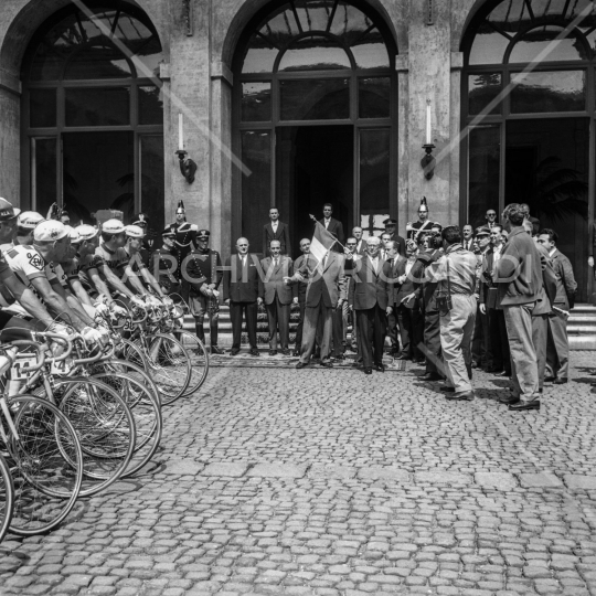 Gronchi partenza Giro d Italia - 002 