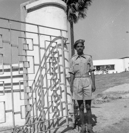 INDIA - Guardia giurata ospedale - 249