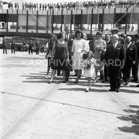 Jacqueline Kennedy - 1962 - riparte da Fiumicino - con Fanfani - 21