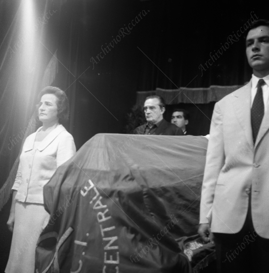 Luchino Visconti - 1964 - Funerali di Togliatti - 031