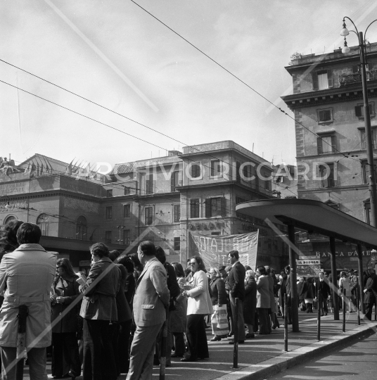 Manifestazione contro l abolizione del divorzio -008