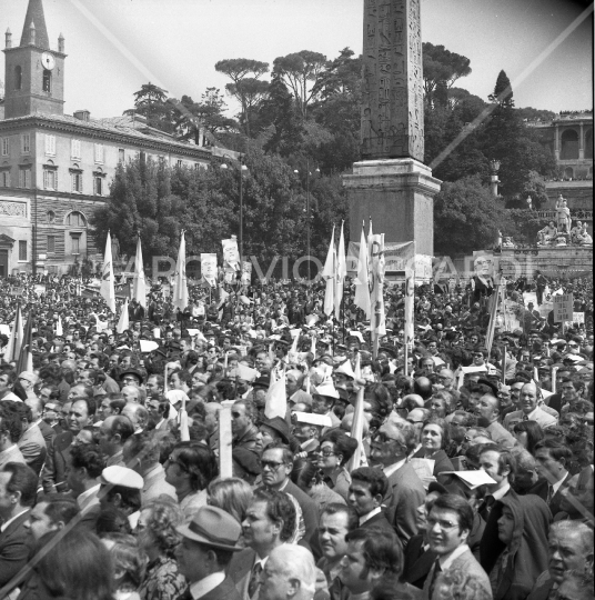 Manifestazione per l abolizione del divorzio -004