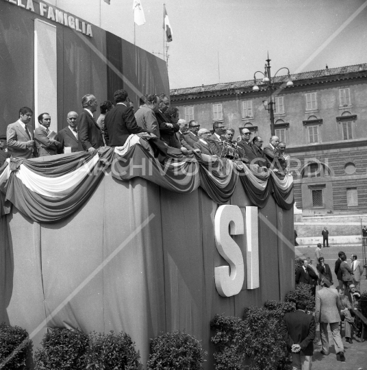 Manifestazione per l abolizione del divorzio -007