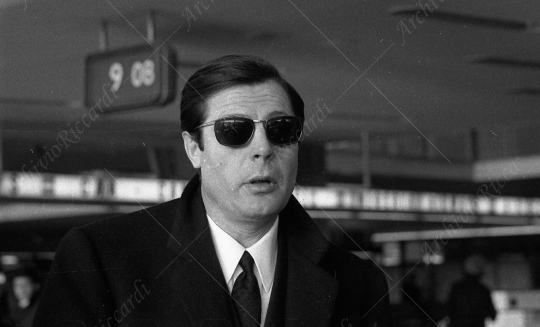 Marcello Mastroianni - 1961 - Aeroporto - 049
