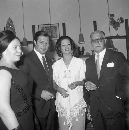 Marcello Mastroianni - 1964 - ambasciata Messico - 124