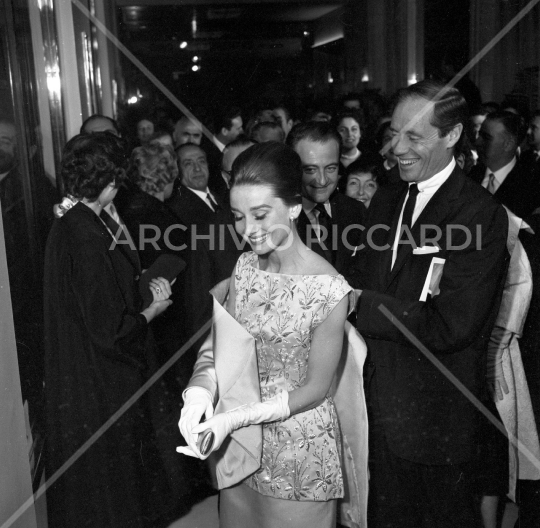 Mel Ferrer e Audrey Hepburn 1959-287