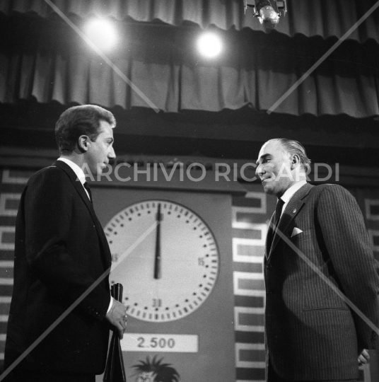 Mike Bongiorno - 1956 - Lascia o raddoppia -21