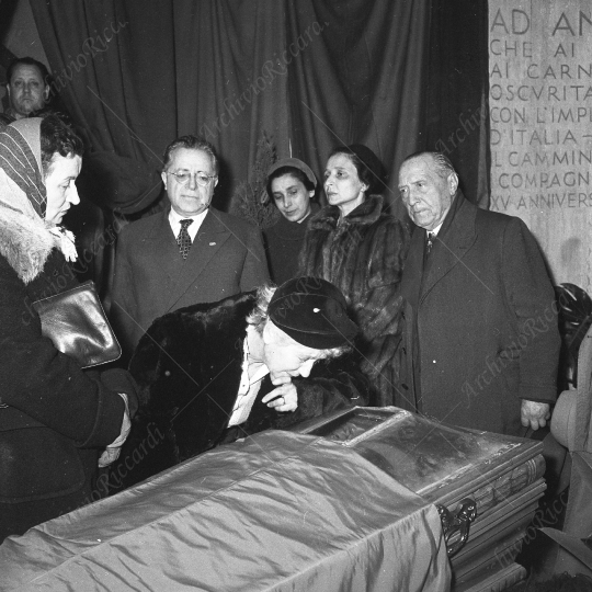 Palmiro Togliatti - 1957 - Funerali Concetto Marchesi - 011