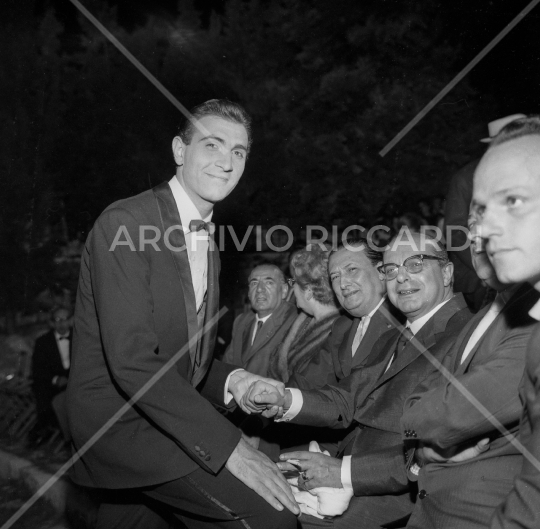Pippo Baudo - 1961 - al Festival di Assisi - 003