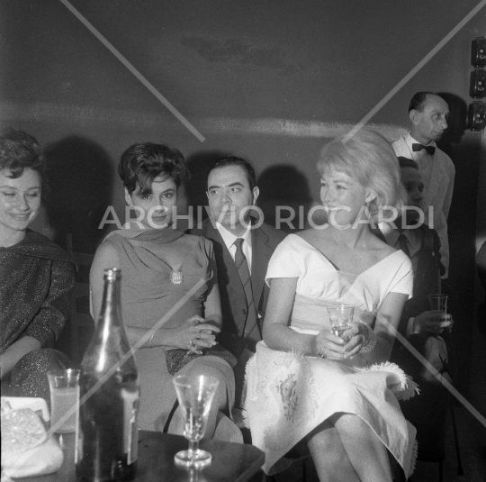 Raffaella Carrà - 1962 - Cinema Libero Porretta T - 001