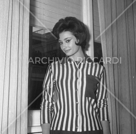 Raffaella Carrà - 1963 - 127