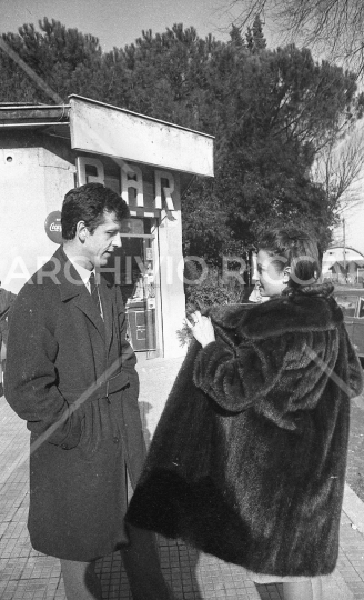 Raffaella Carrà - 1964 - con Giulio Bosetti - 080