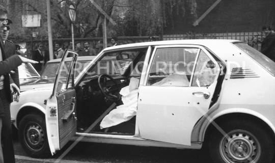 Rapimento Aldo Moro - 16 marzo 1978  - Via Fani - 007