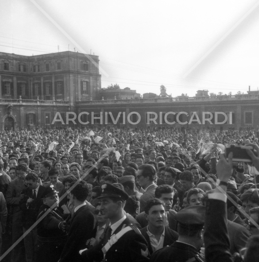 Regina Elisabetta d Inghilterra a Roma - 1961-143