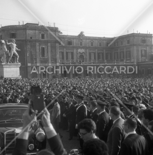 Regina Elisabetta d Inghilterra a Roma - 1961-144