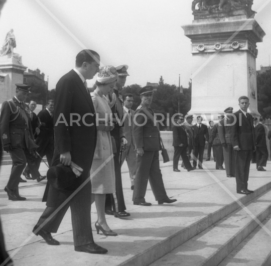 Regina Elisabetta d Inghilterra a Roma - 1961-201