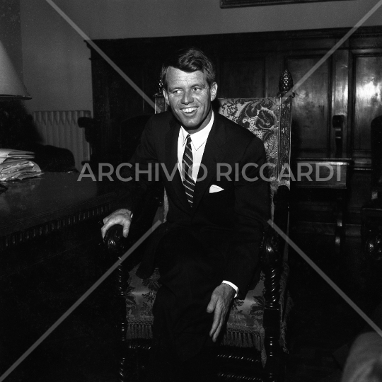 Robert Kennedy - 1962 - 011