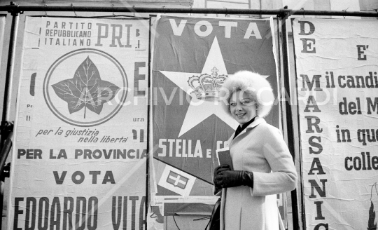Sandra Milo - 1964 -  Votazioni - 041
