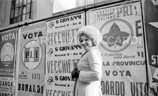 Sandra Milo - 1964 -  Votazioni - 042
