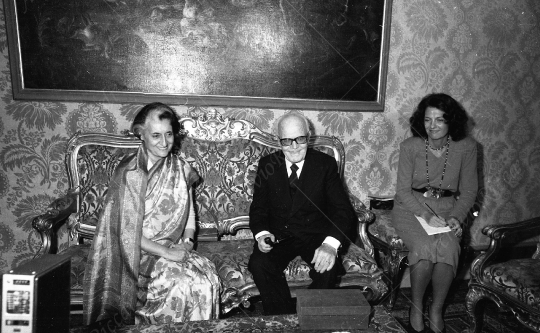 Sandro Pertini - 1981 - con Indira Gandhi - 076