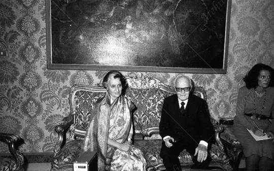 Sandro Pertini - 1981 - con Indira Gandhi - 081