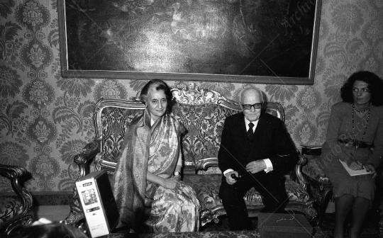 Sandro Pertini - 1981 - con Indira Gandhi - 082