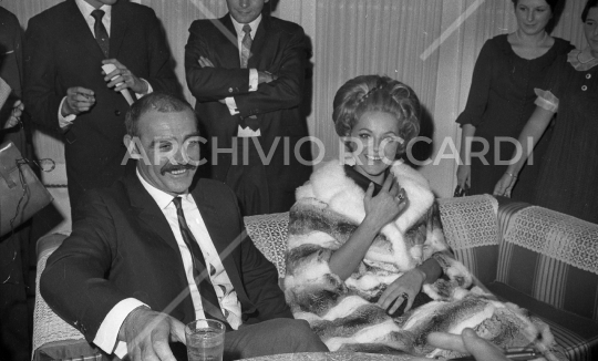 Sean Connery con Virna Lisi 1978 - 002