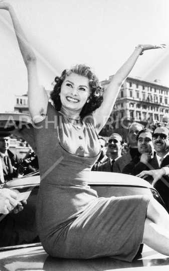 Sophia Loren - 1956 - III Rallye del Cinema - 002