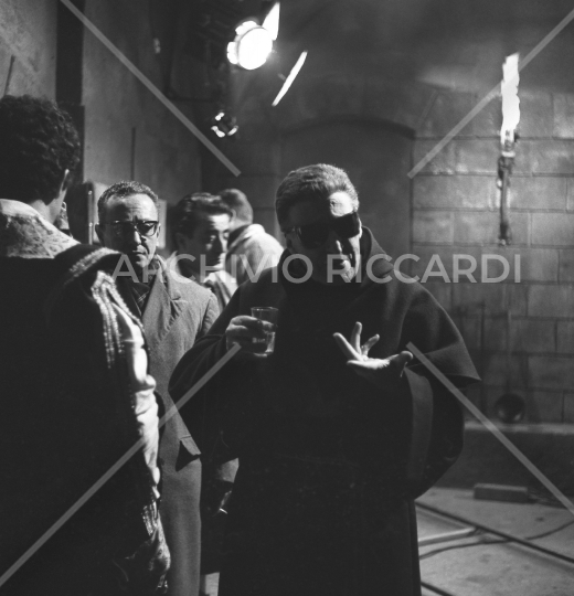 Totò sul set del film Il monaco di Monza 1963-040