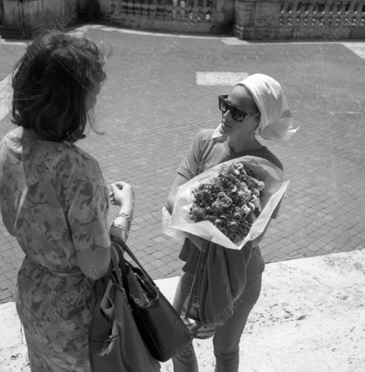 Ursula Andress - 1965 - 013