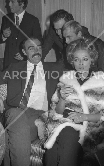 Virna Lisi - 1978con Sean Connery - 129