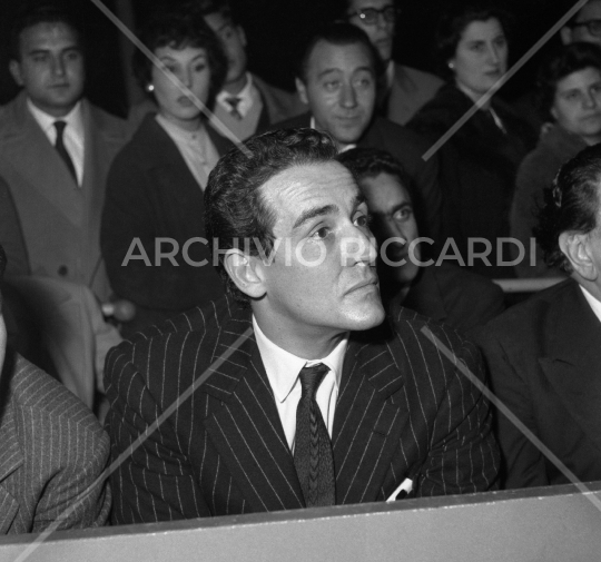 Vittorio Gassman - 1958 - 007 - al circo